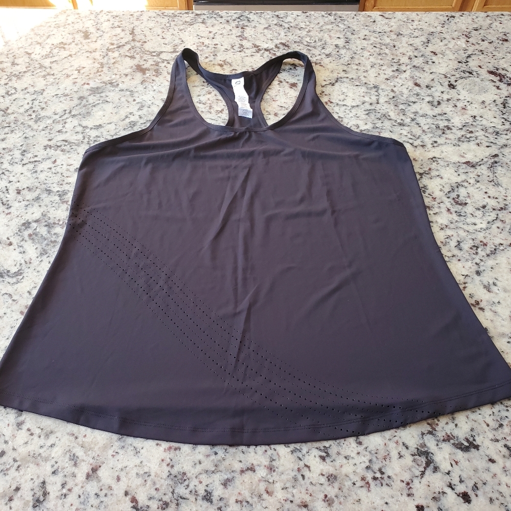 New 3 Fabletics tops, no tags,size 2x - Picture 3 of 5